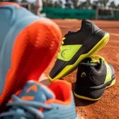 Head Tennisschuhe Revolt Pro 4.0 Clay/Sandplatz Schwarz/gelb Kinder -Head || Wilson || YONEX Verkaufsgeschäft Head 275012 Revolt PRo Kinderschuh 4 1000x1000 1